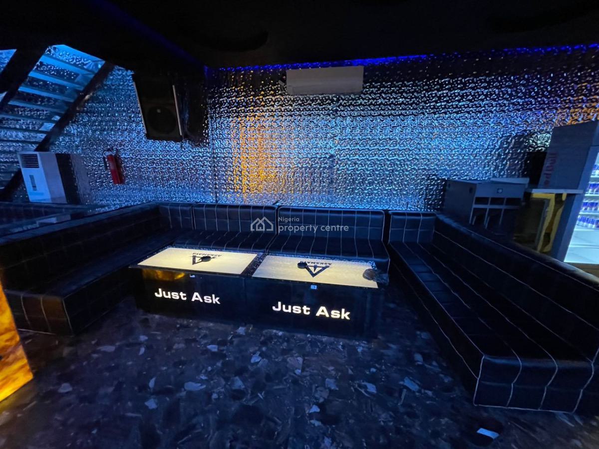 Massive Night Club Upstairs for Lease, Lekki, Lagos, Commercial Property for Rent
