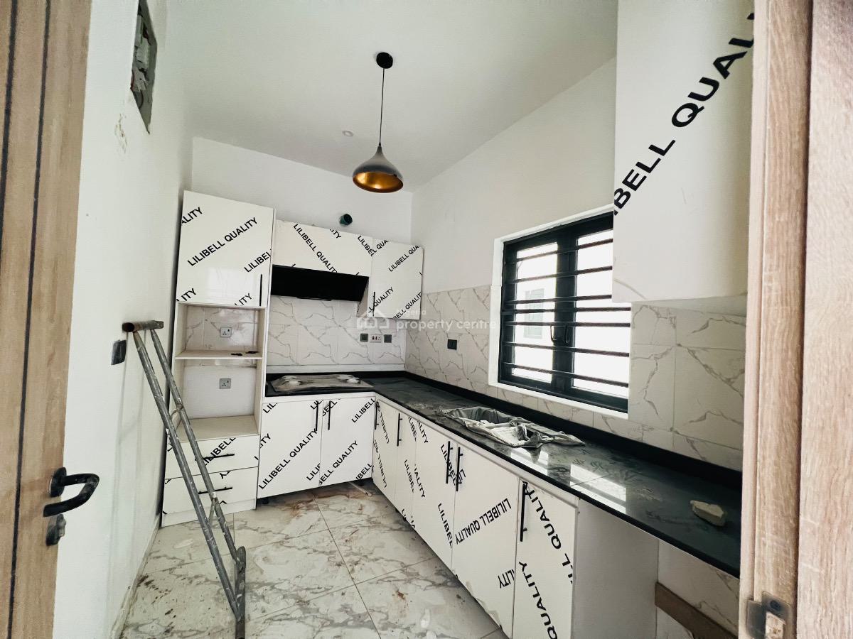 2bedroom Flat, Lekki Conservative, Lekki, Lagos, Flat / Apartment for Sale