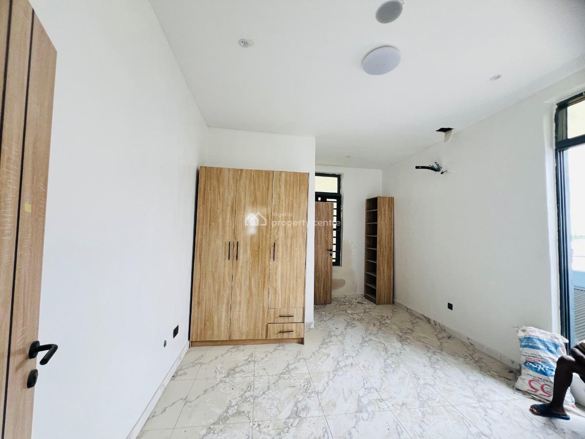 2bedroom Flat, Lekki Conservative, Lekki, Lagos, Flat / Apartment for Sale