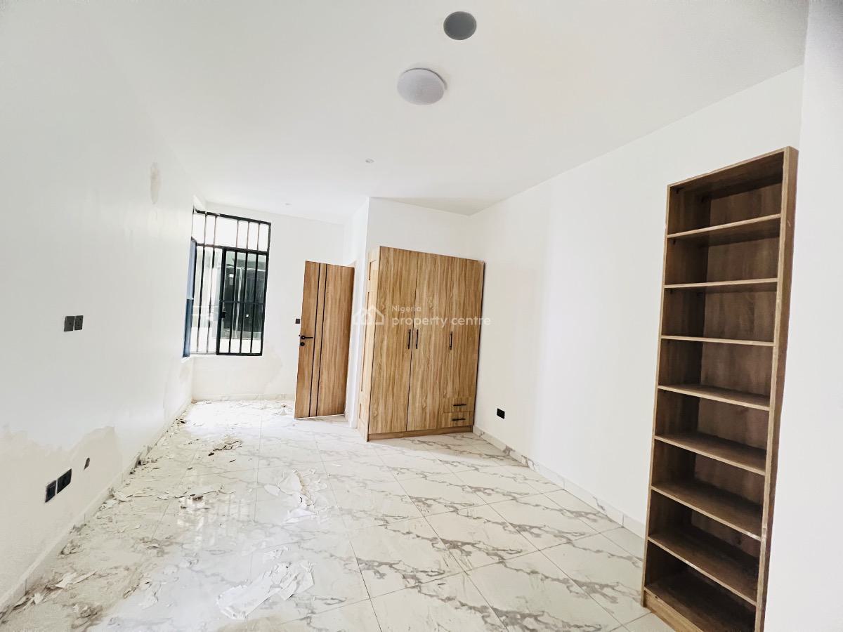 2bedroom Flat, Lekki Conservative, Lekki, Lagos, Flat / Apartment for Sale