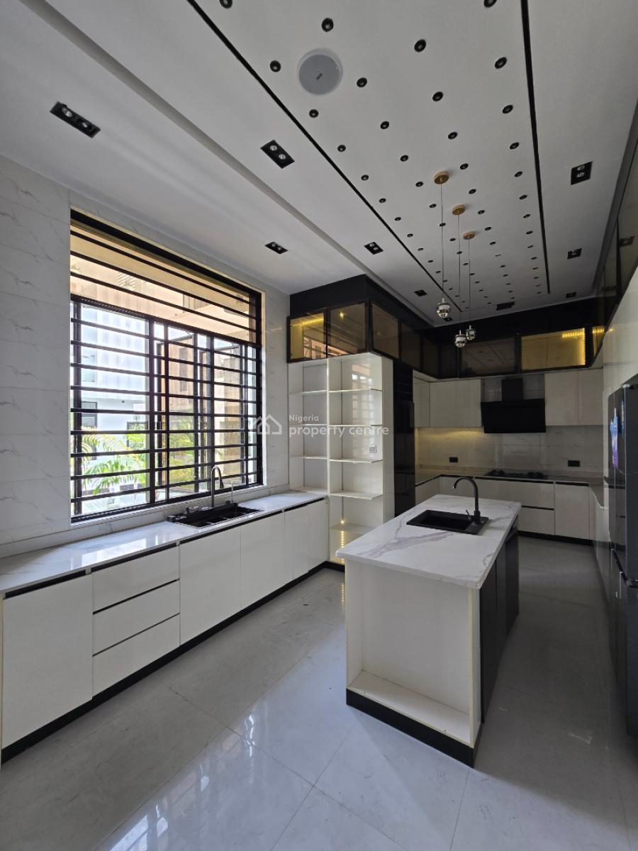 Luxury 6 Bedroom House, Osapa, Lekki, Lagos, Detached Duplex for Sale