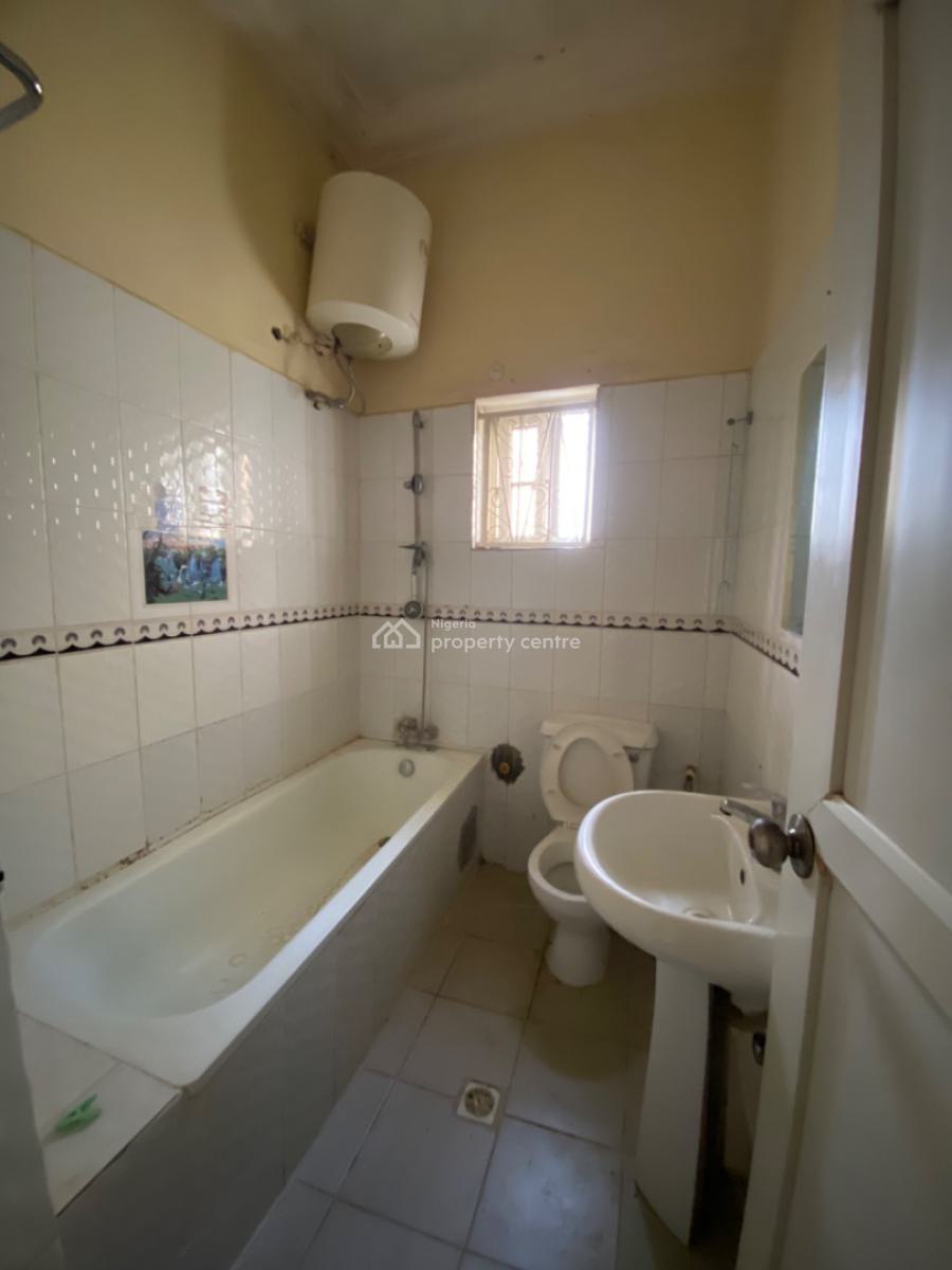 3 Bedroom Apartment, Okay Water Area, Behind Rain Oil, Lugbe District, Abuja, Semi-detached Bungalow for Rent