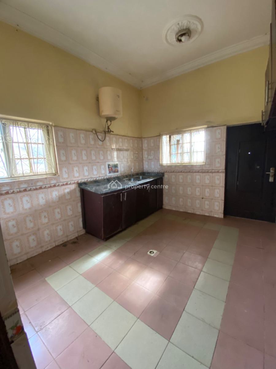 3 Bedroom Apartment, Okay Water Area, Behind Rain Oil, Lugbe District, Abuja, Semi-detached Bungalow for Rent