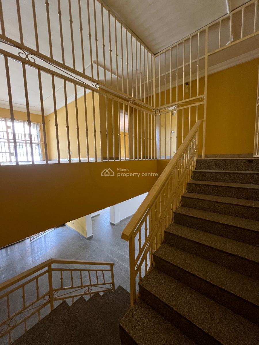 Standard and Spacious 4bed Semi Detached Duplex + 2 Rooms Bq in Lekki, Lekki Phase 1, Lekki, Lagos, Semi-detached Duplex for Rent