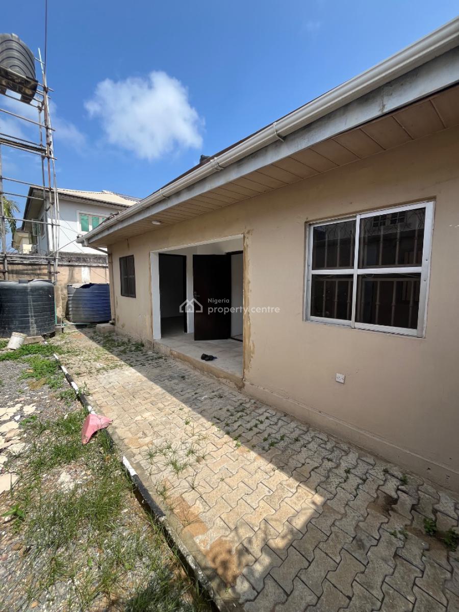 Standard and Spacious 4bed Semi Detached Duplex + 2 Rooms Bq in Lekki, Lekki Phase 1, Lekki, Lagos, Semi-detached Duplex for Rent