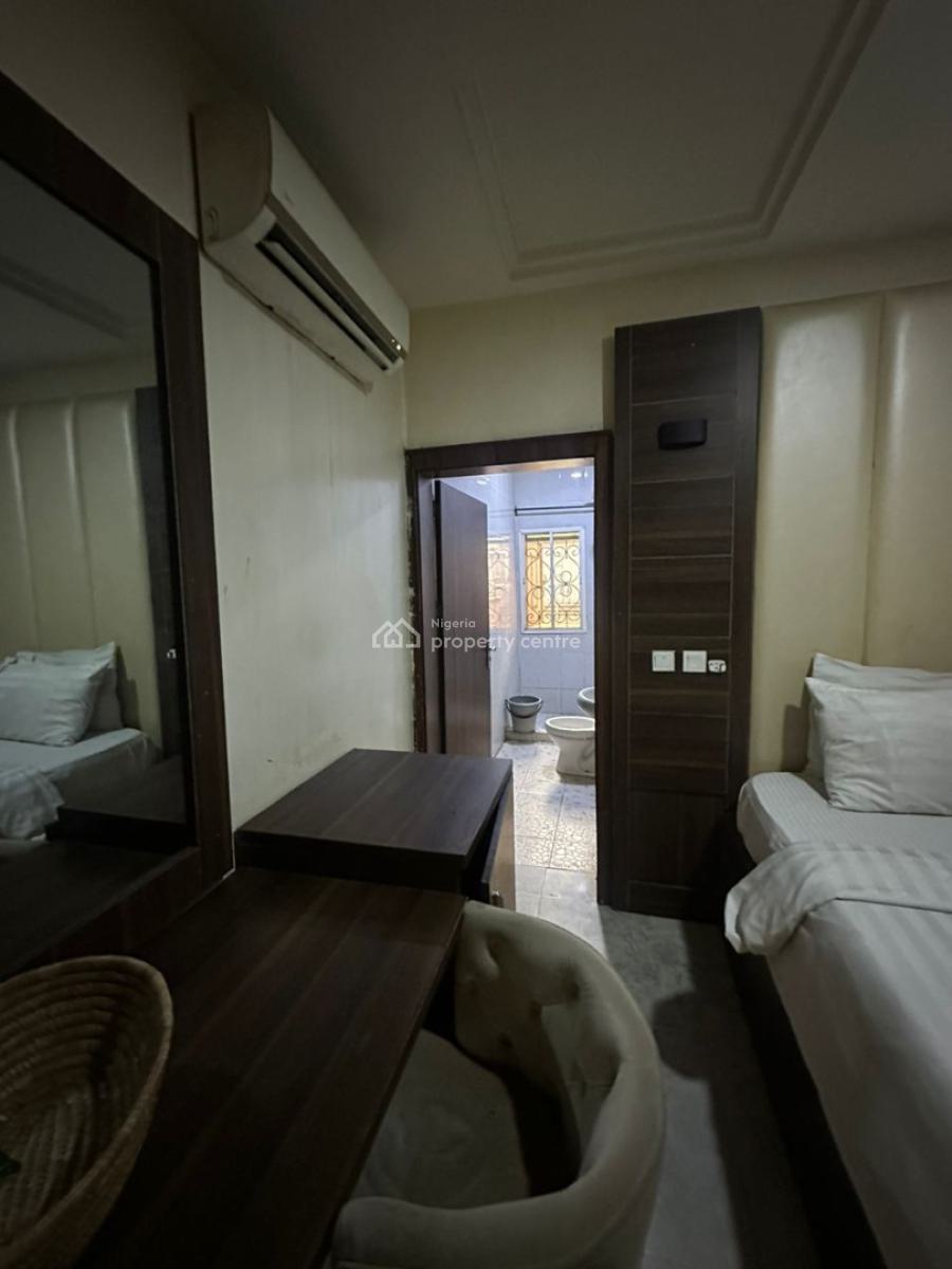 20 Rooms Hotel  in Abuja with an Excellent Finishing, Gwarinpa, Abuja, Hotel / Guest House for Sale