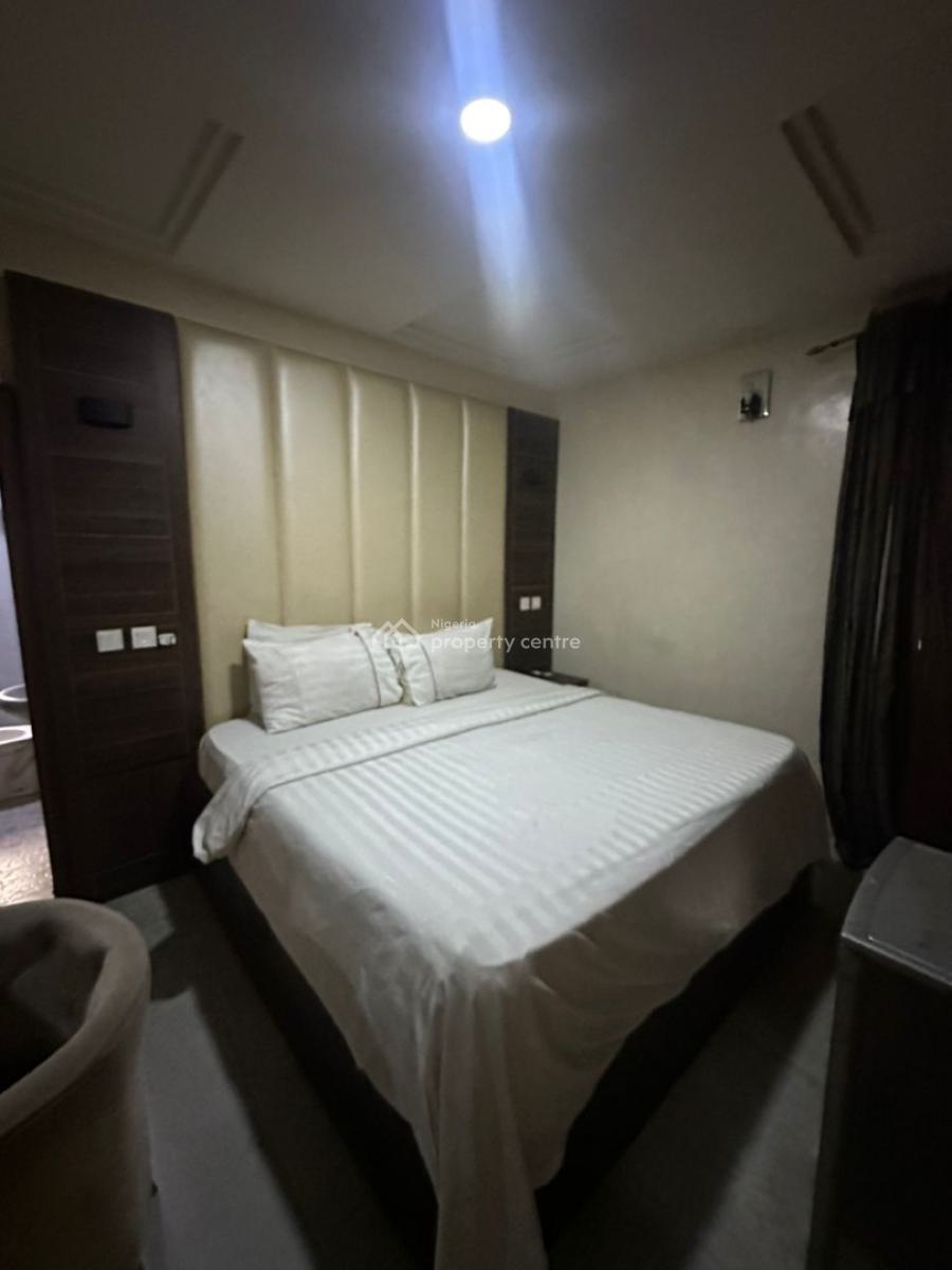 20 Rooms Hotel  in Abuja with an Excellent Finishing, Gwarinpa, Abuja, Hotel / Guest House for Sale