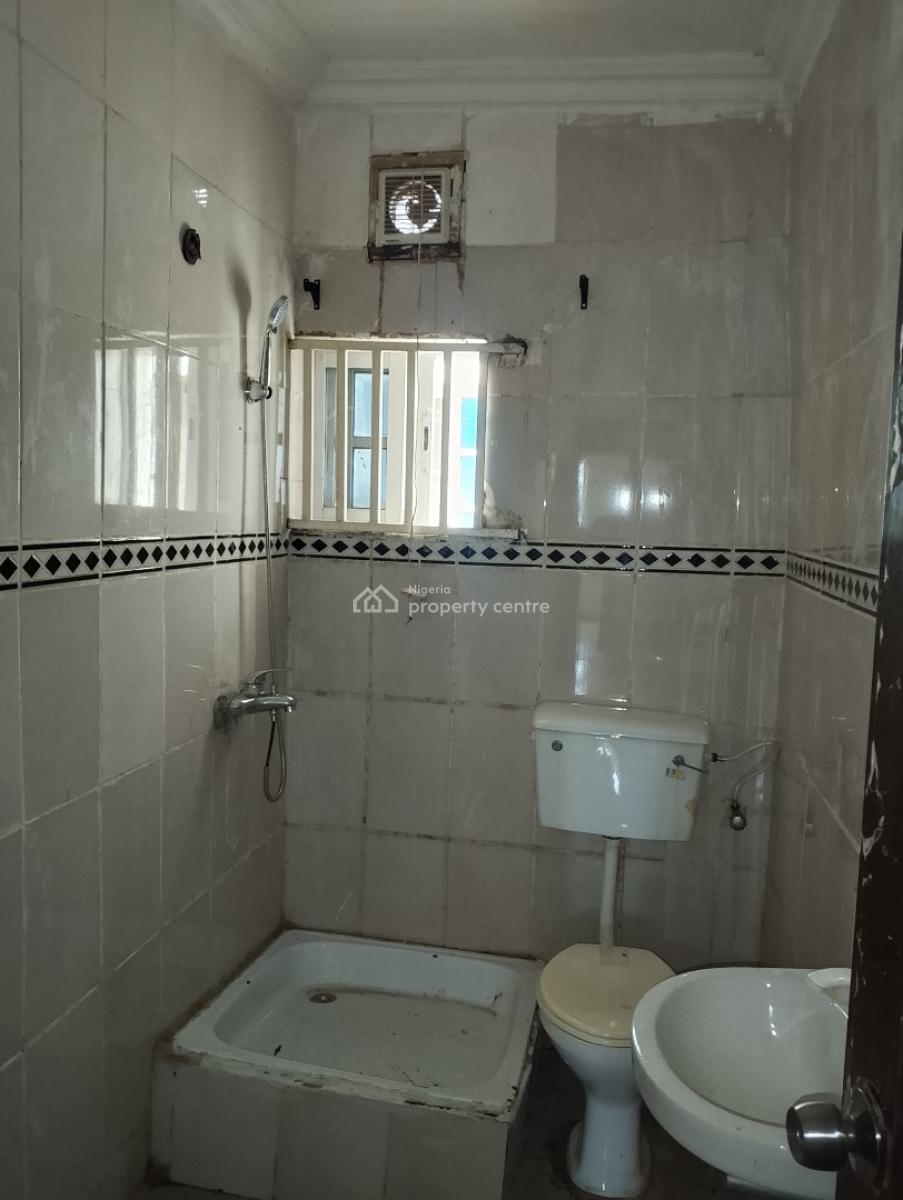 3 Bedroom Flat (ground Floor), in an Estate, Durumi, Abuja, Flat / Apartment for Rent
