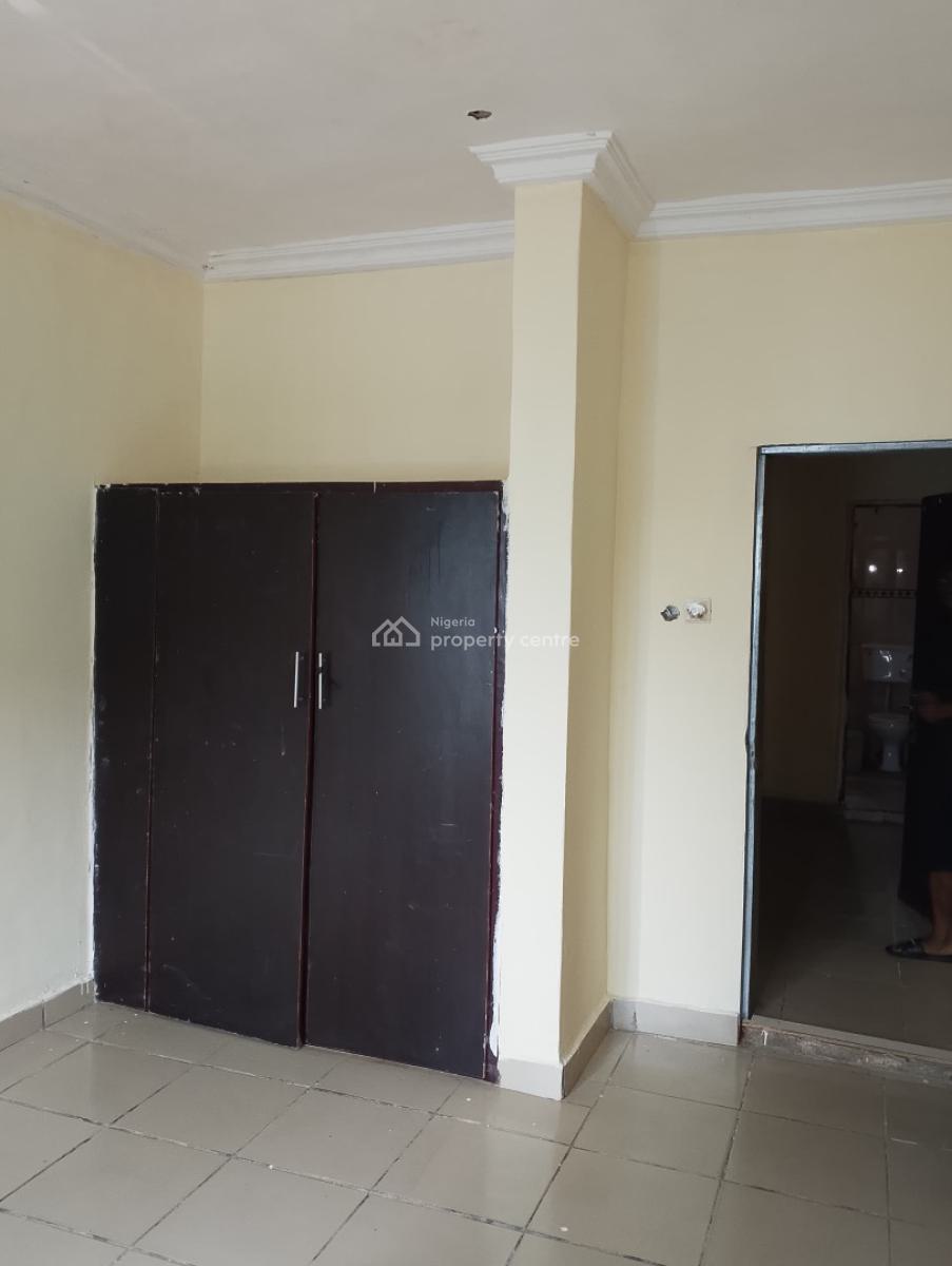 3 Bedroom Flat (ground Floor), in an Estate, Durumi, Abuja, Flat / Apartment for Rent
