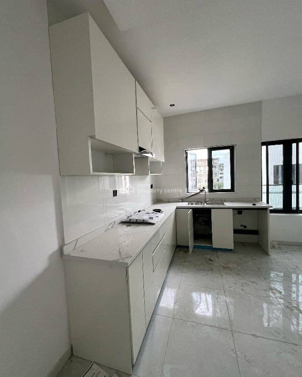 Brand New 2bedroom Apartment, Lekki Phase 1, Lekki, Lagos, Flat / Apartment for Rent