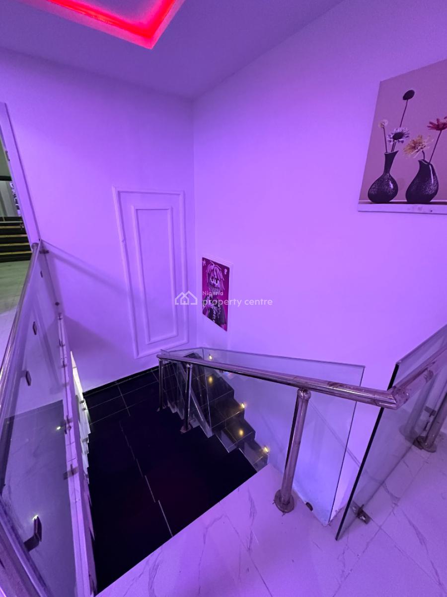 Beautiful 5 Bedroom Maisonette Available, Kizz Daniel Street, Ikate, Lekki, Lagos, Flat / Apartment Short Let