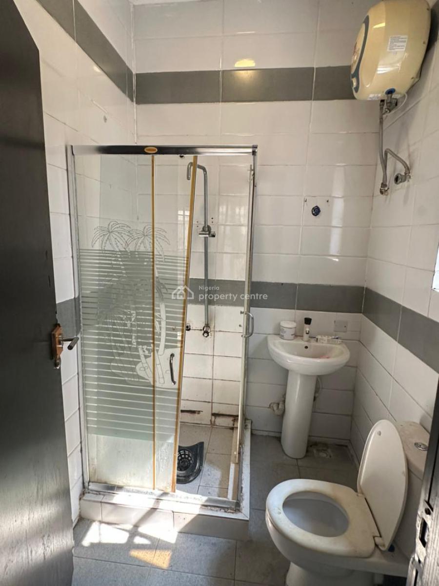 a Spacious Room in a Shared Apartment, Bera Estate Chevron, Lekki, Lagos, Self Contain (single Rooms) for Rent