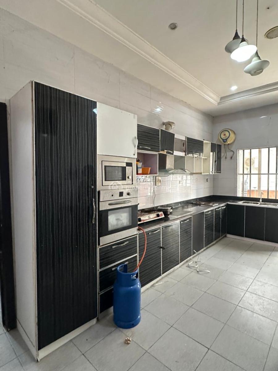 a Spacious Room in a Shared Apartment, Bera Estate Chevron, Lekki, Lagos, Self Contain (single Rooms) for Rent
