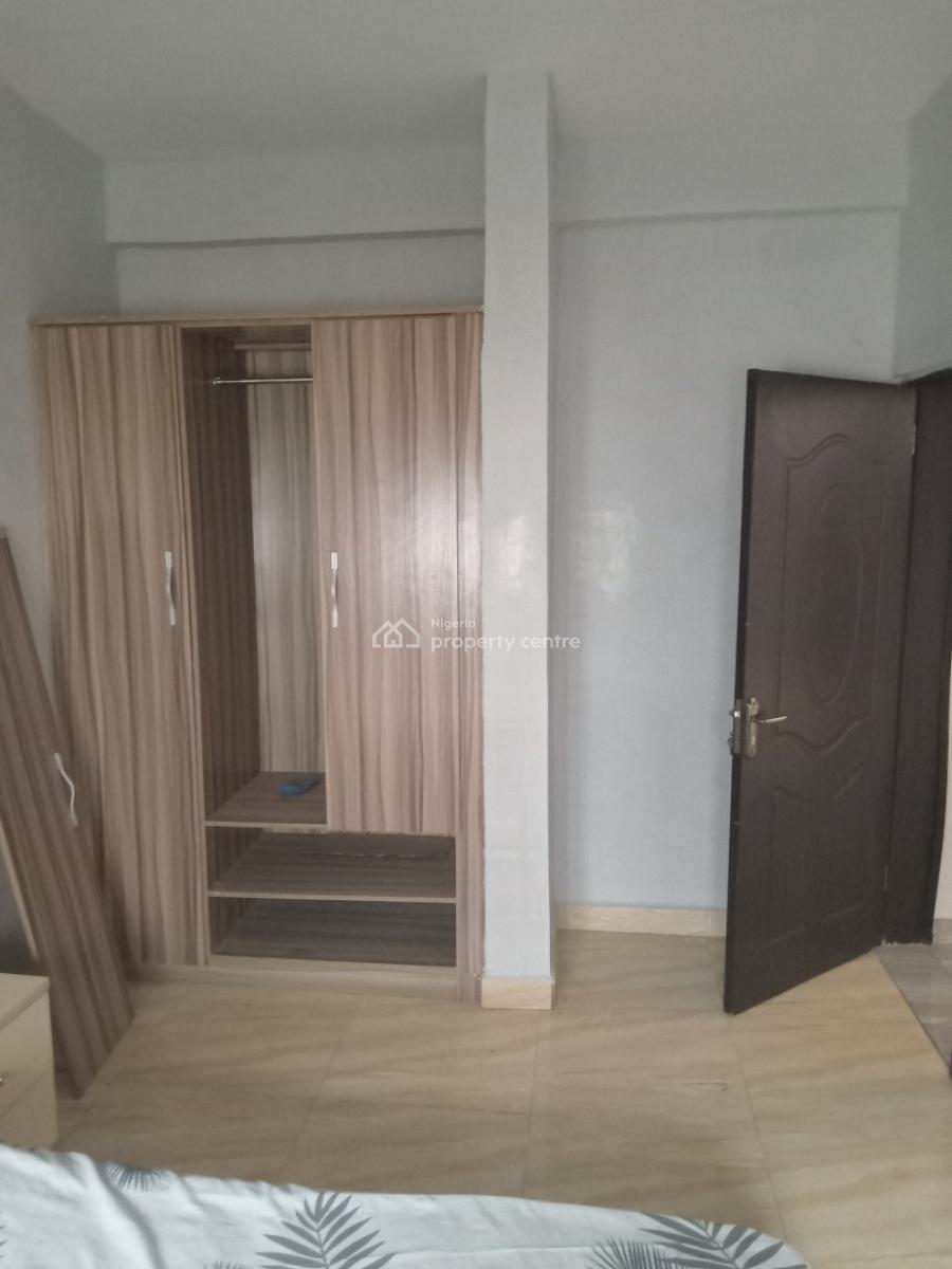 a Very Good Furnished & Serviced 2bedroom Flat + 1bq, Utako District ( Video of The Apartment Is Attached), Utako, Abuja, Flat / Apartment for Rent
