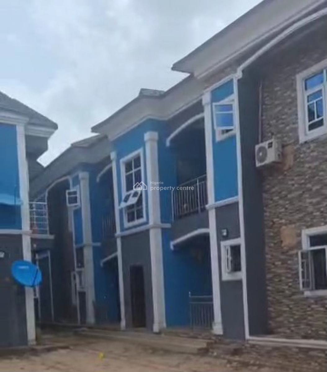 4flats of 3bedroom & 2flats of 2bedroom & 2flats of Room &parlour, Mtn Mast Ugbor Road, Gra Benin City., Benin, Oredo, Edo, Block of Flats for Sale