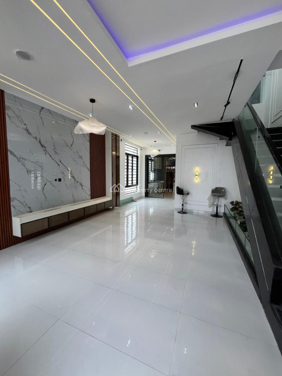 5 Bedroom Semi Detached Duplex, Orchid , Lekki , Lagos, Nigeria, Lekki, Lagos, Semi-detached Duplex for Sale