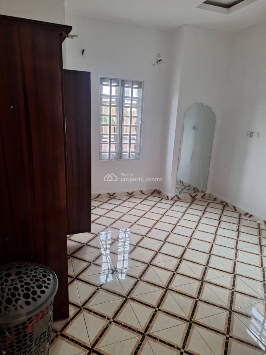 2flats of 2bedrooms & 2flats of Room & Parlour 50ft By 100ft Land, Amagba Road, Gra, Benin City, Benin, Oredo, Edo, Block of Flats for Sale