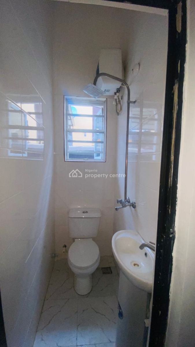 a Spacious Room and Parlor, Along Lekki County Road Ikota, Lekki, Lagos, Mini Flat (room and Parlour) for Rent