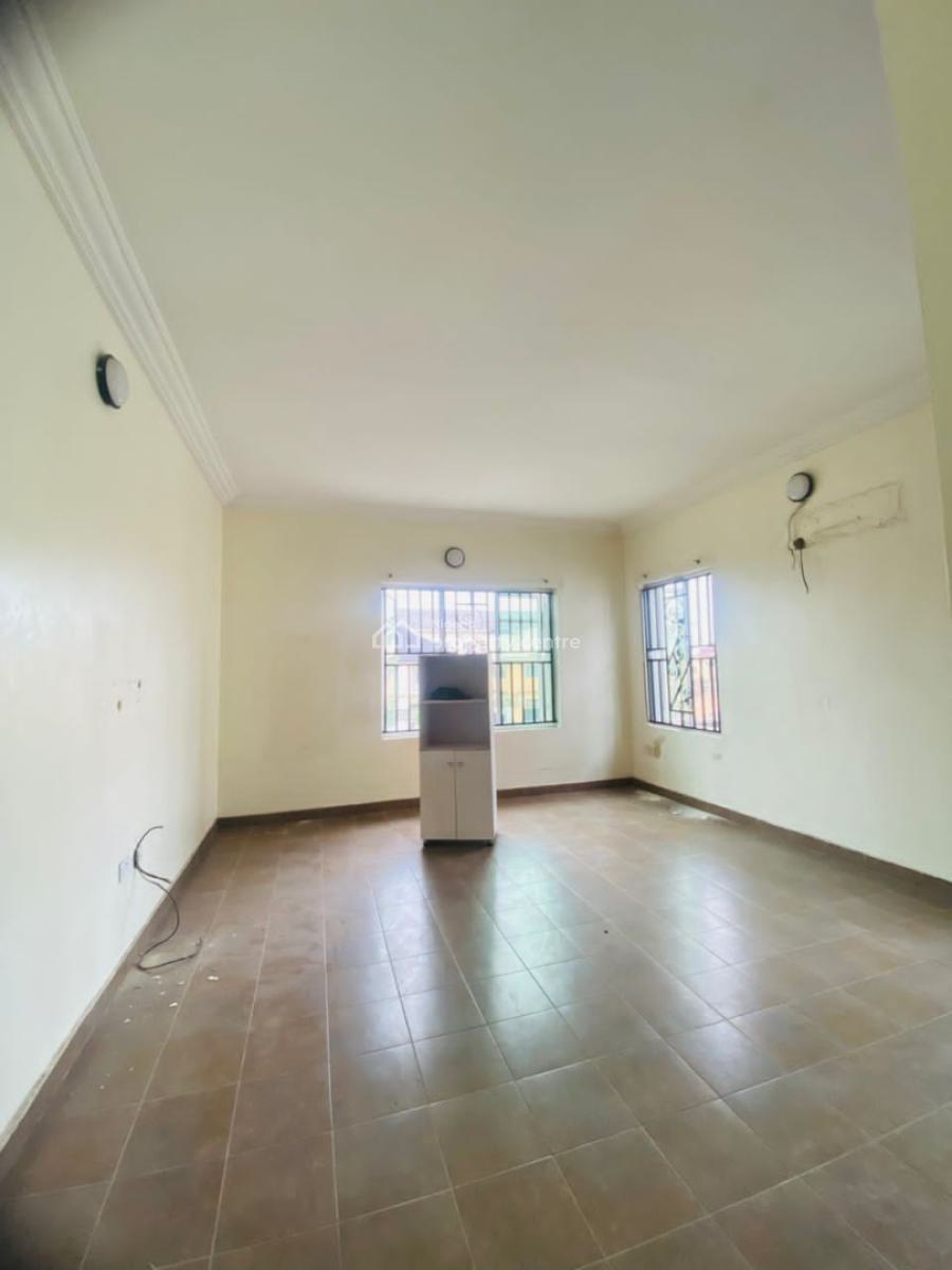 3 Bedroom Apartment with Bq, Lekki Phase 1, Lekki, Lagos, Flat / Apartment for Rent