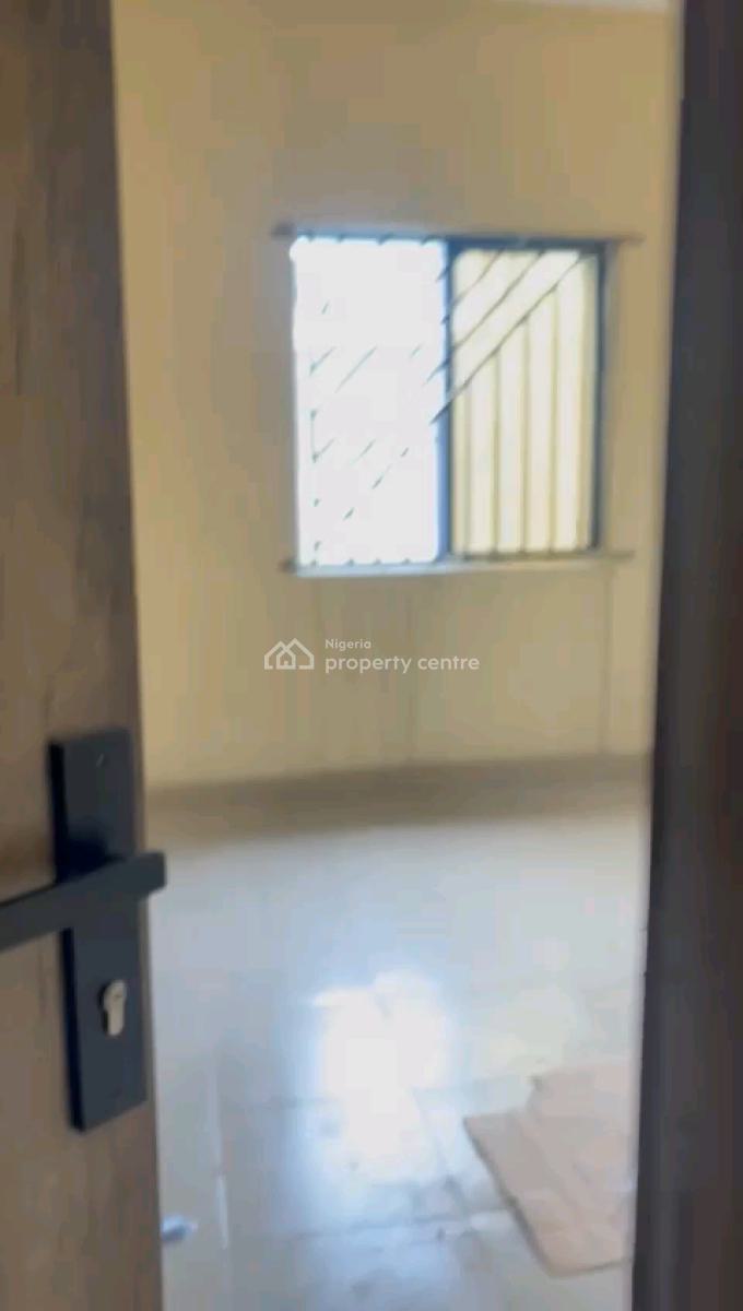 Decent 3bedrm Ground Flat with 3t2b a Room En-suite in a Well Secured, Medina Estate, Medina, Gbagada, Lagos, Flat / Apartment for Rent