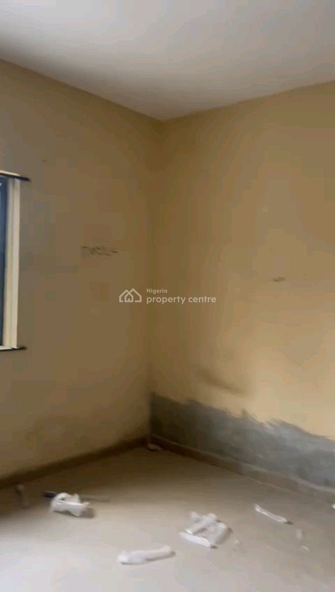 Decent 3bedrm Ground Flat with 3t2b a Room En-suite in a Well Secured, Medina Estate, Medina, Gbagada, Lagos, Flat / Apartment for Rent