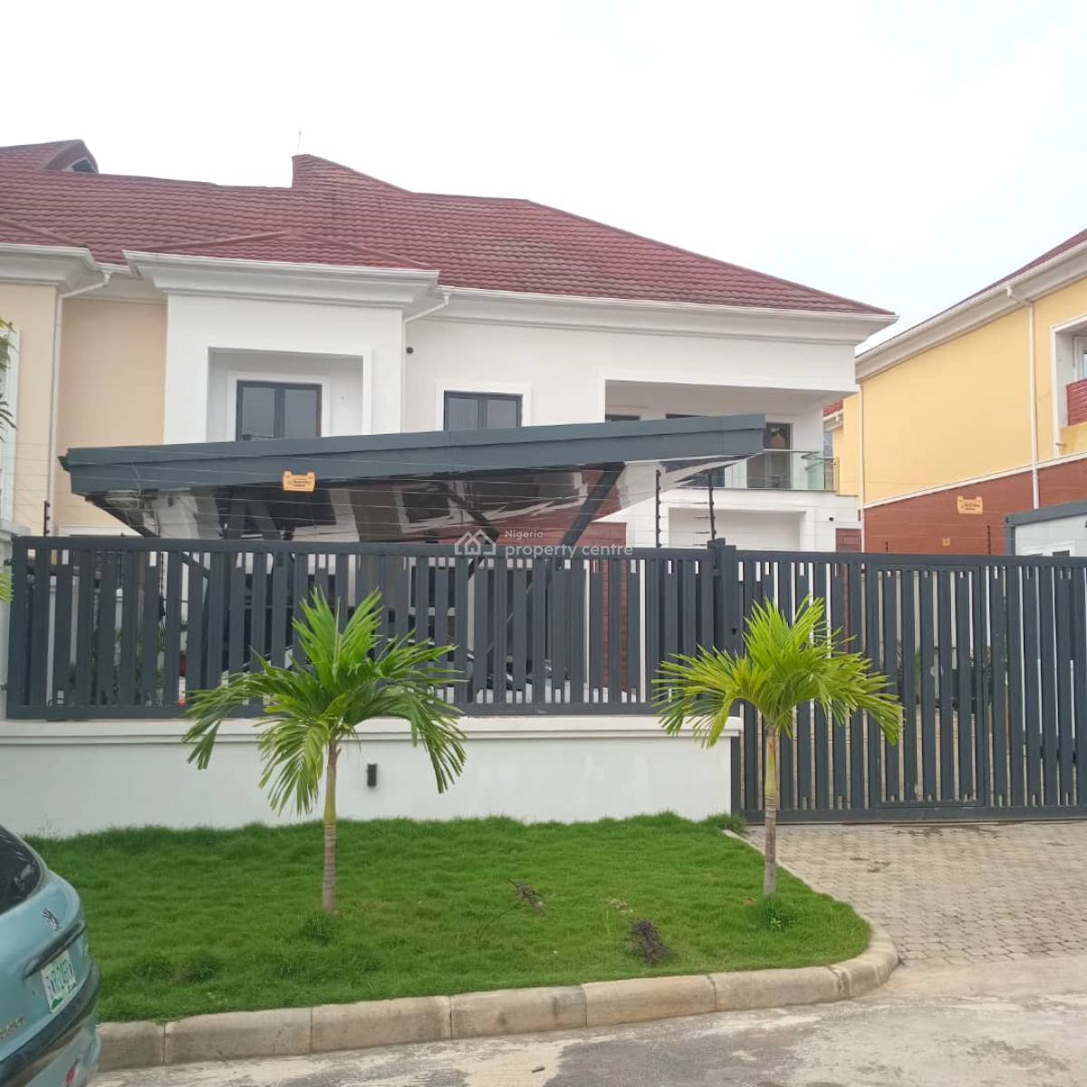 4 Bedroom Semi Detached Duplex Plus Bq, Guzape District, Abuja, Semi-detached Duplex for Sale