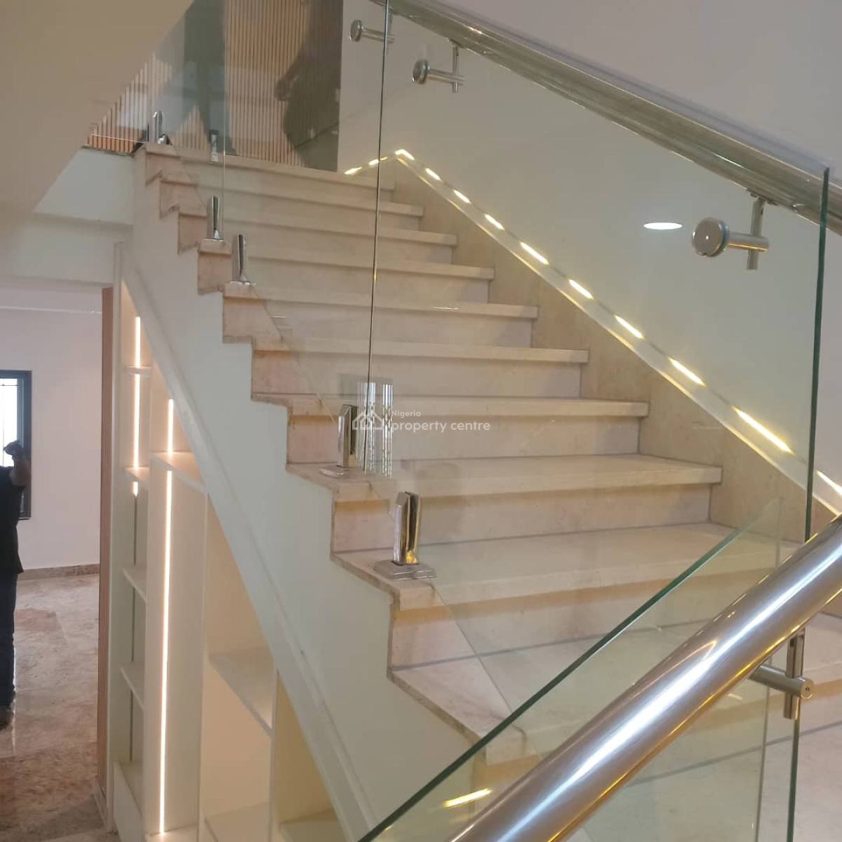 4 Bedroom Semi Detached Duplex Plus Bq, Guzape District, Abuja, Semi-detached Duplex for Sale