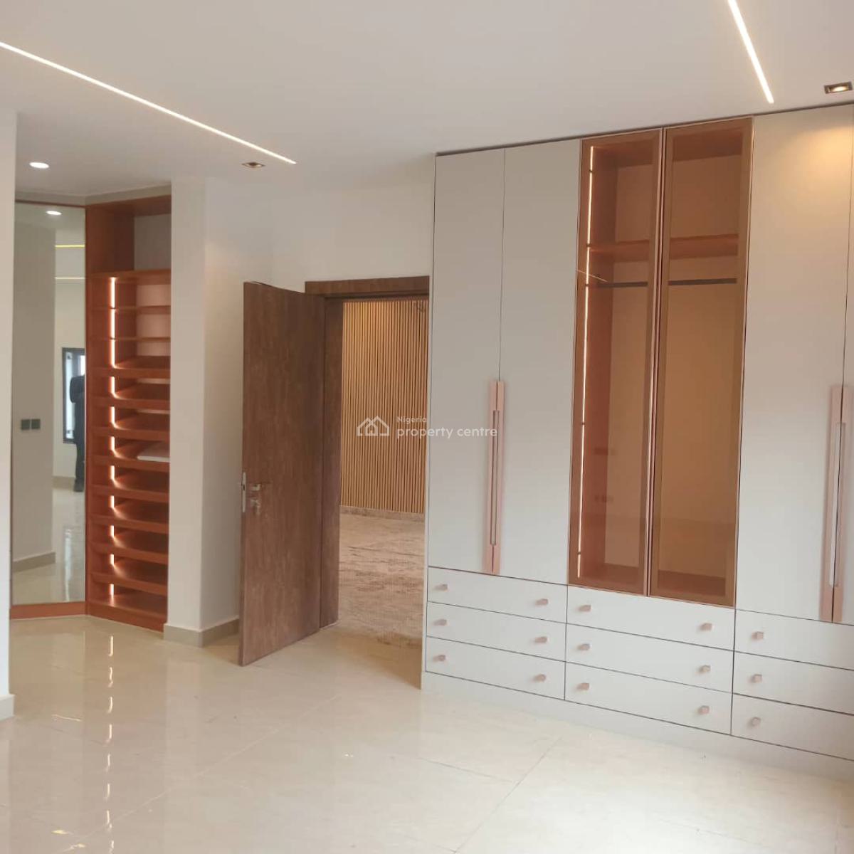 4 Bedroom Semi Detached Duplex Plus Bq, Guzape District, Abuja, Semi-detached Duplex for Sale