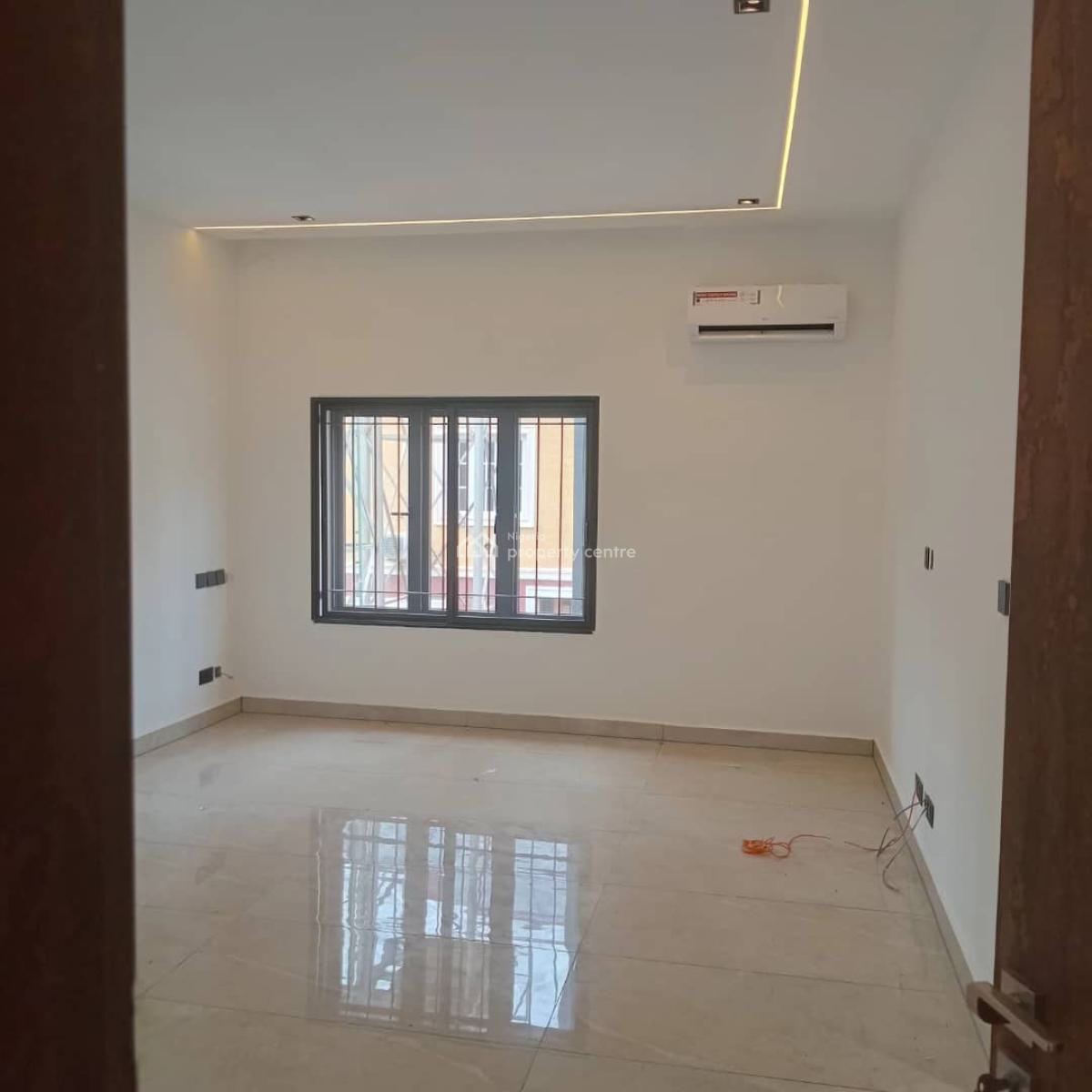 4 Bedroom Semi Detached Duplex Plus Bq, Guzape District, Abuja, Semi-detached Duplex for Sale