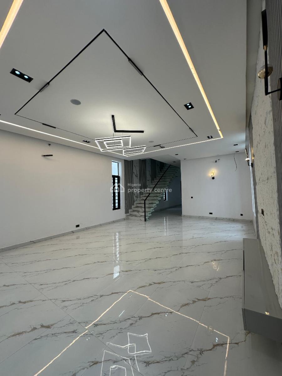 Contemporary Spacious 5 Bedroom Fully Detached Duplex with Bq, Lekki Lagos, Vgc, Lekki, Lagos, Detached Duplex for Sale