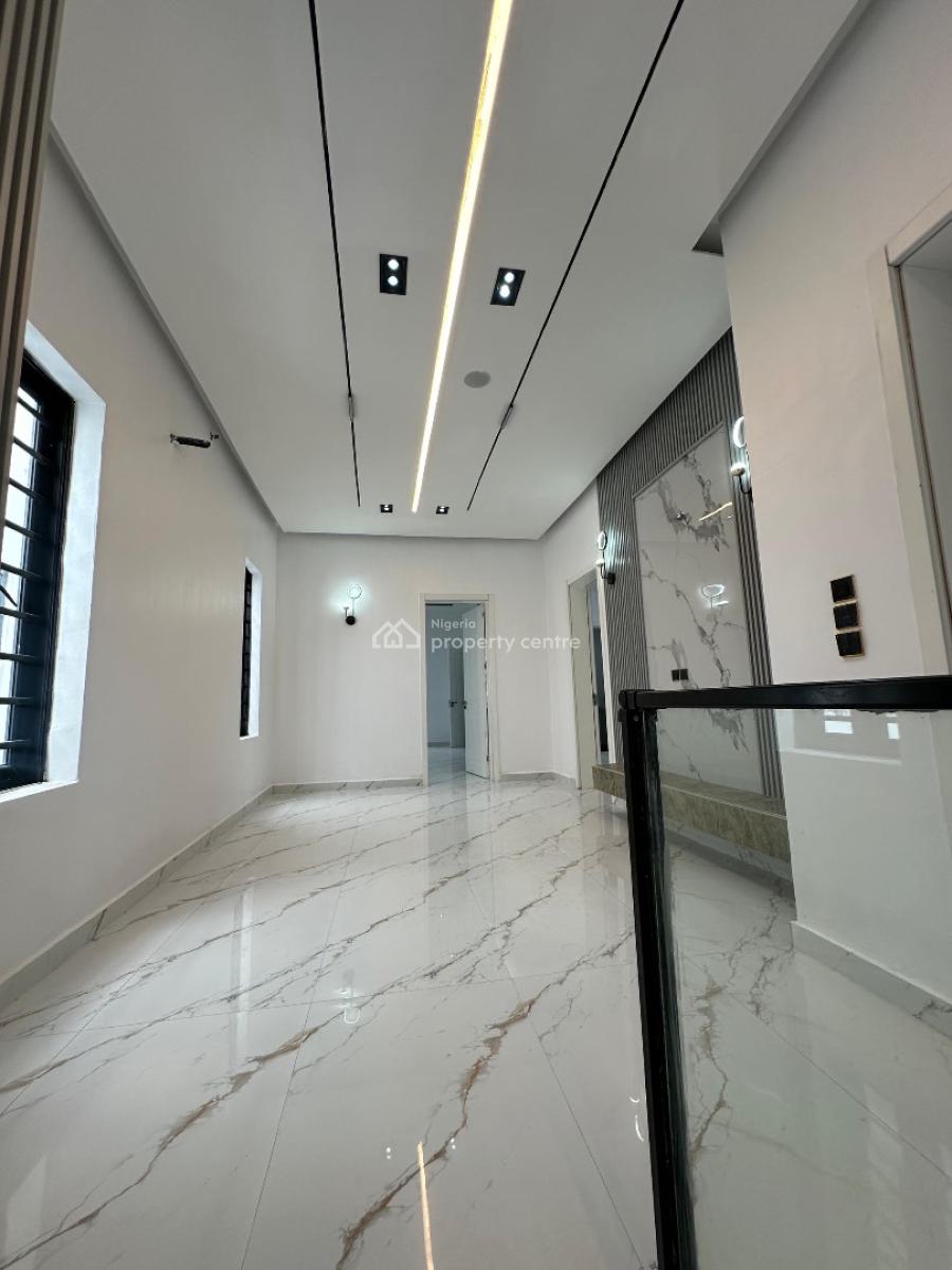 Contemporary Spacious 5 Bedroom Fully Detached Duplex with Bq, Lekki Lagos, Vgc, Lekki, Lagos, Detached Duplex for Sale