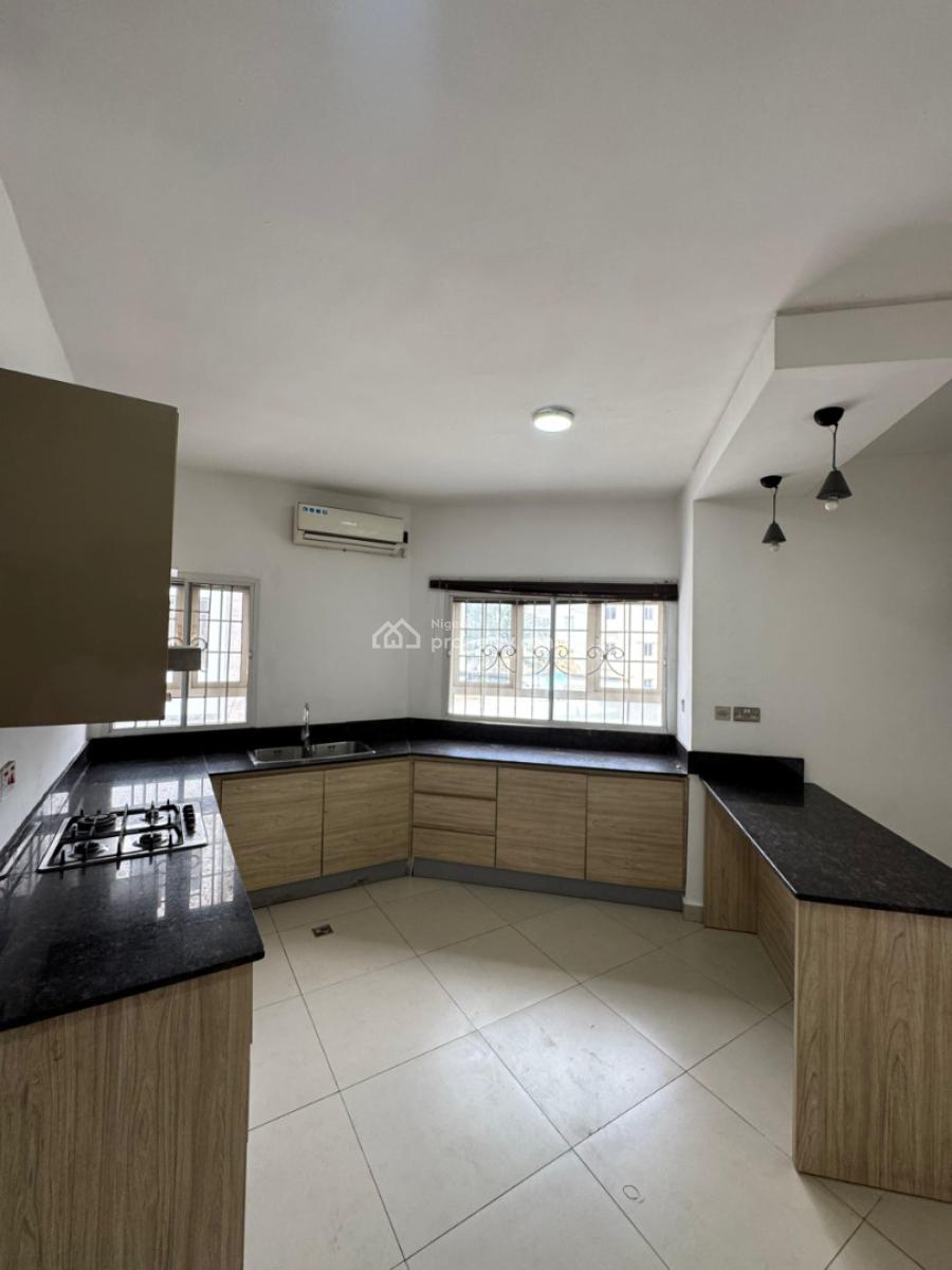 Spacious  3 Bedroom Apartment with Bq and Swimming Pool, Banana Island, Ikoyi, Lagos, Flat / Apartment for Rent