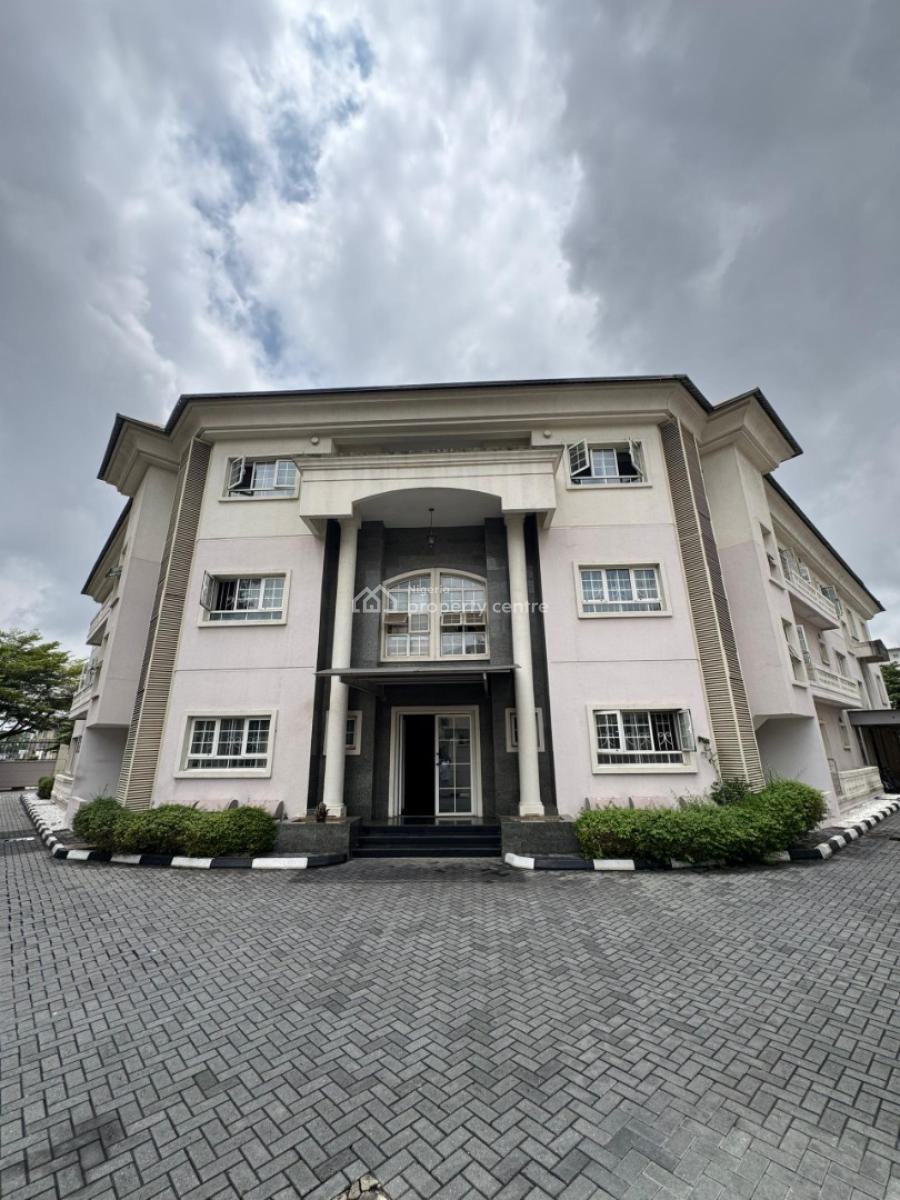 Spacious  3 Bedroom Apartment with Bq and Swimming Pool, Banana Island, Ikoyi, Lagos, Flat / Apartment for Rent