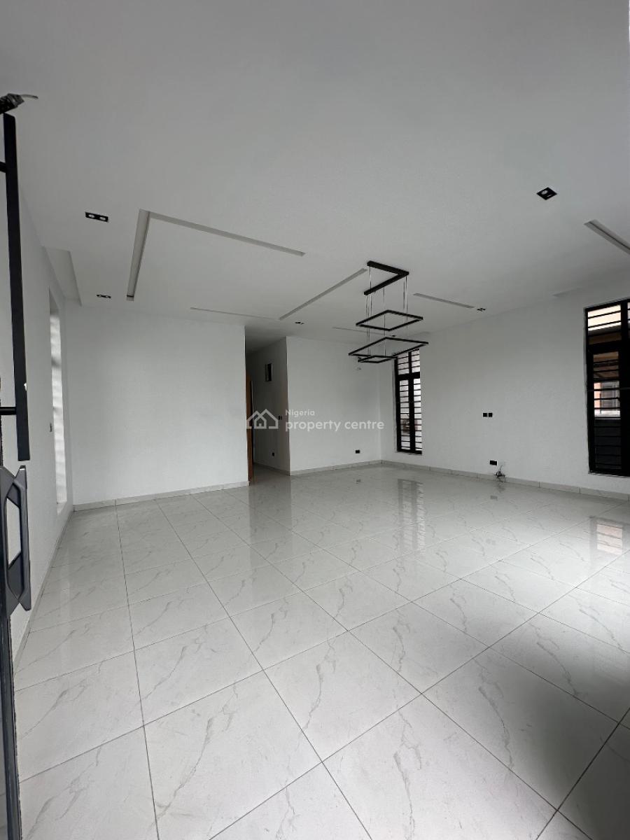 Spacious 5 Bedroom Fully Detached Duplex with Bq, Lekki Lagos, Vgc, Lekki, Lagos, Detached Duplex for Sale