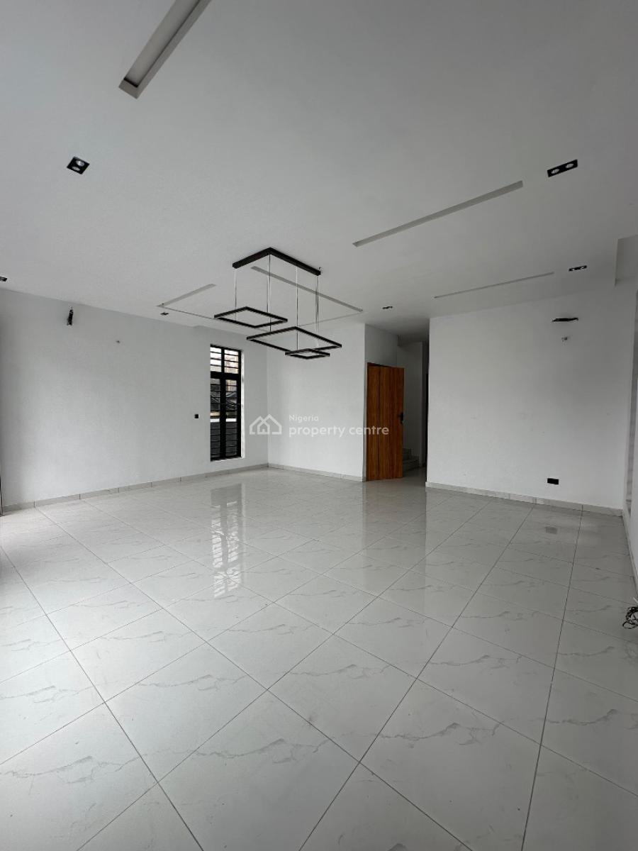 Spacious 5 Bedroom Fully Detached Duplex with Bq, Lekki Lagos, Vgc, Lekki, Lagos, Detached Duplex for Sale