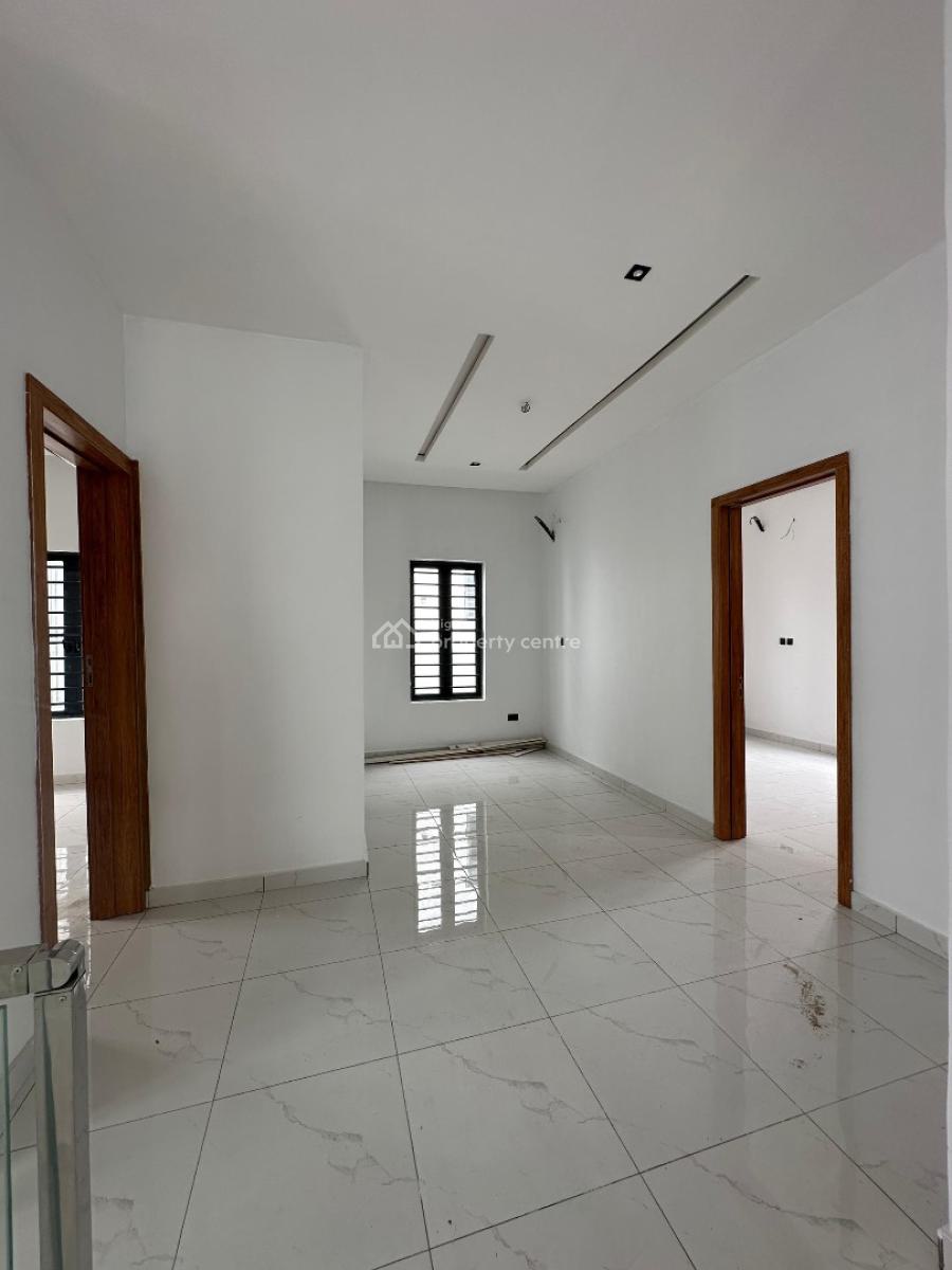 Spacious 5 Bedroom Fully Detached Duplex with Bq, Lekki Lagos, Vgc, Lekki, Lagos, Detached Duplex for Sale