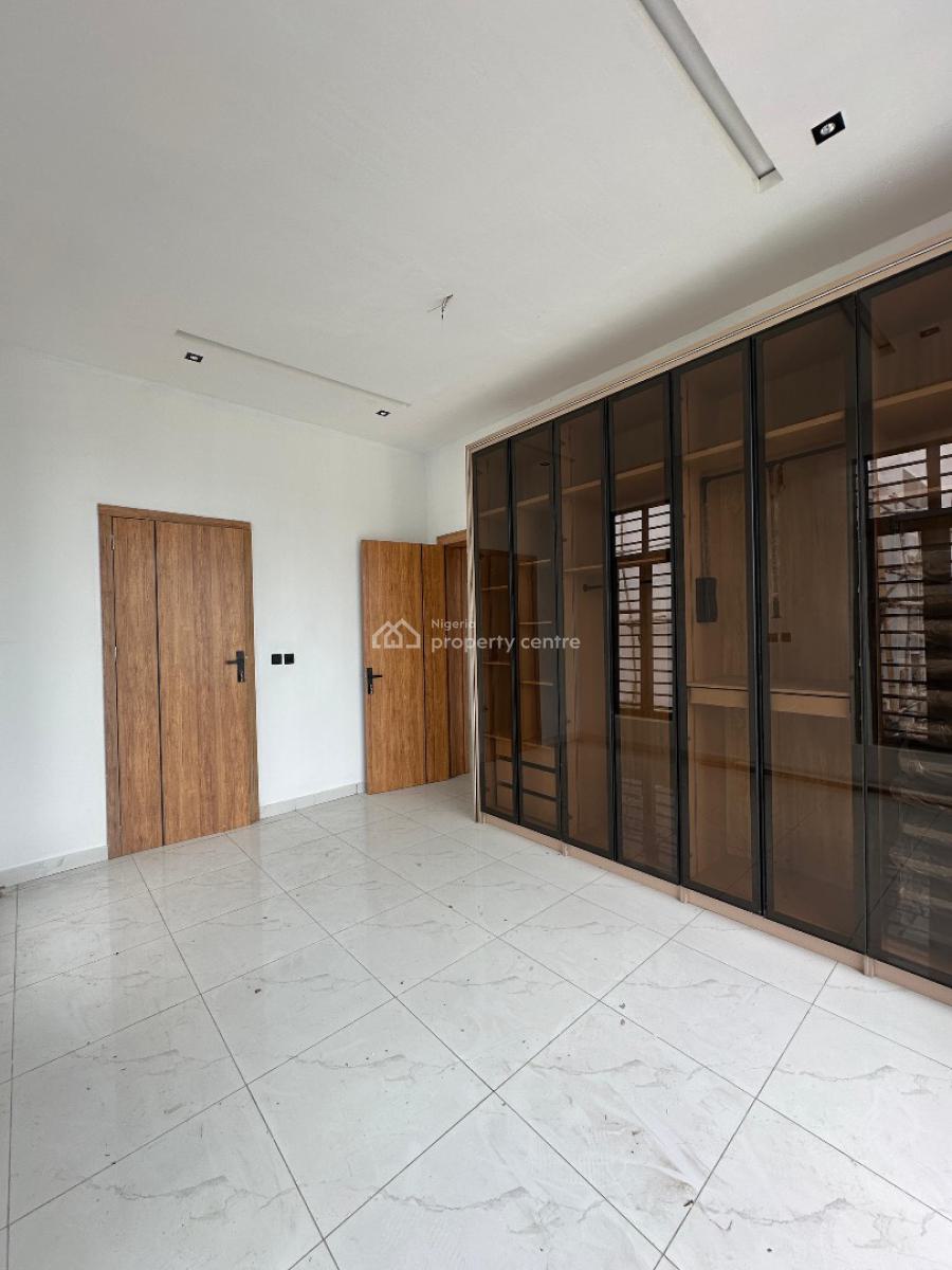 Spacious 5 Bedroom Fully Detached Duplex with Bq, Lekki Lagos, Vgc, Lekki, Lagos, Detached Duplex for Sale