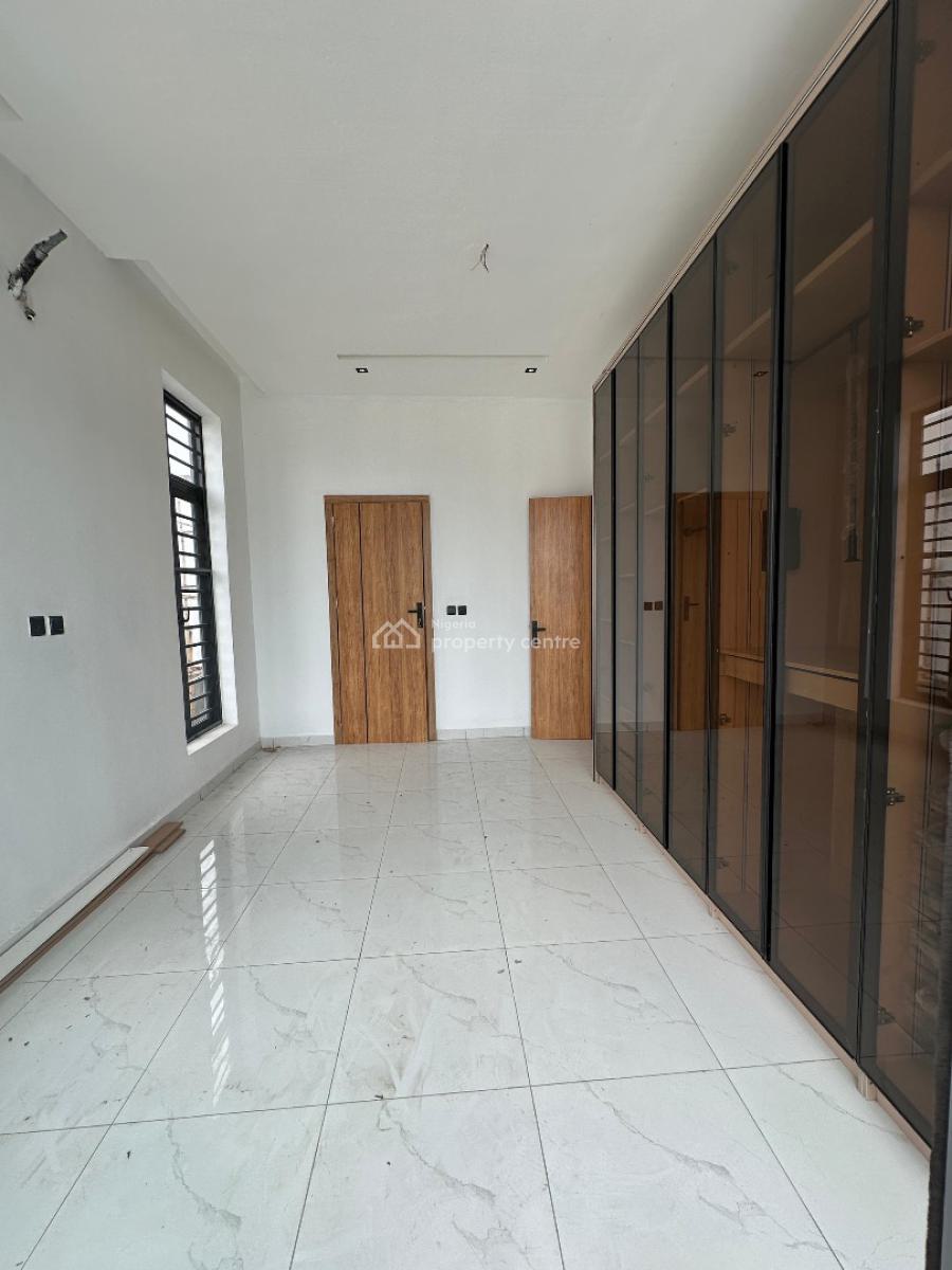 Spacious 5 Bedroom Fully Detached Duplex with Bq, Lekki Lagos, Vgc, Lekki, Lagos, Detached Duplex for Sale