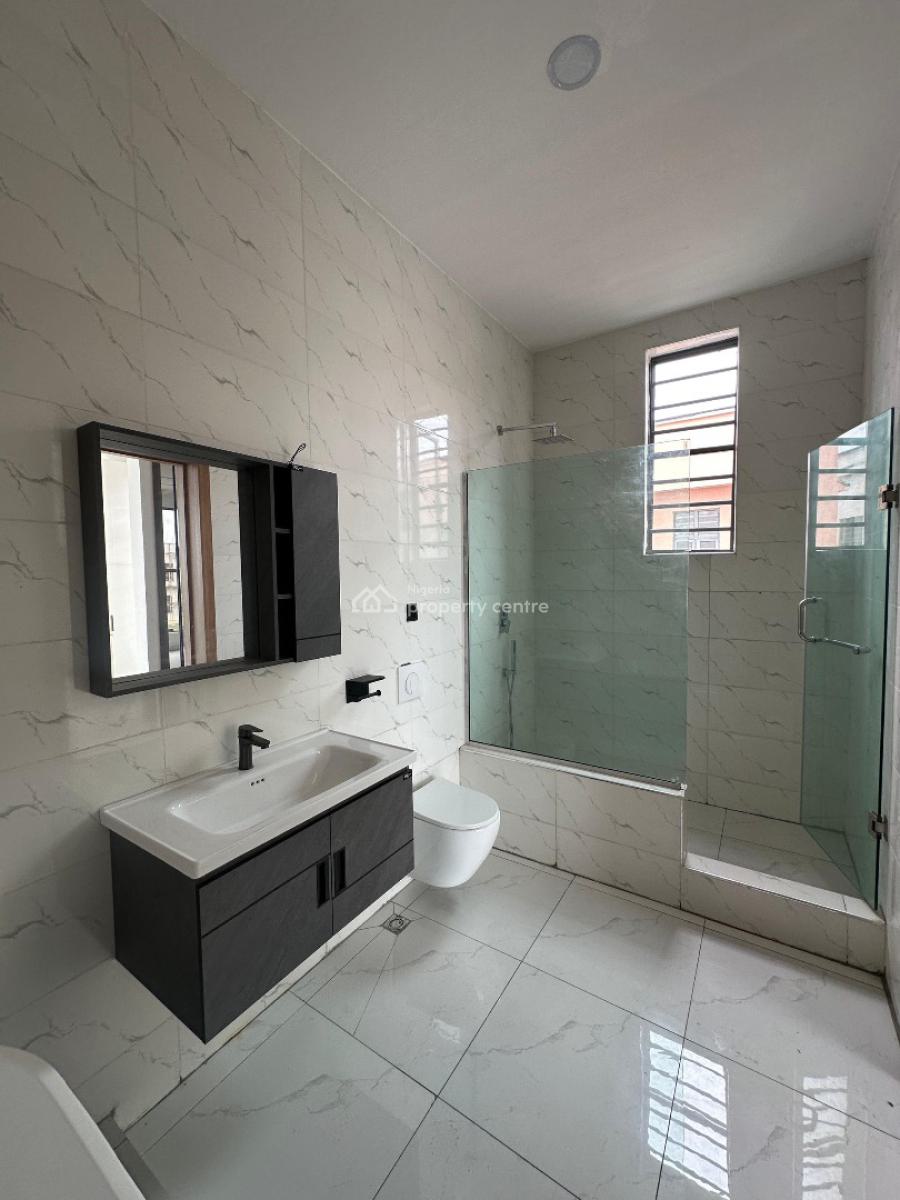 Spacious 5 Bedroom Fully Detached Duplex with Bq, Lekki Lagos, Vgc, Lekki, Lagos, Detached Duplex for Sale
