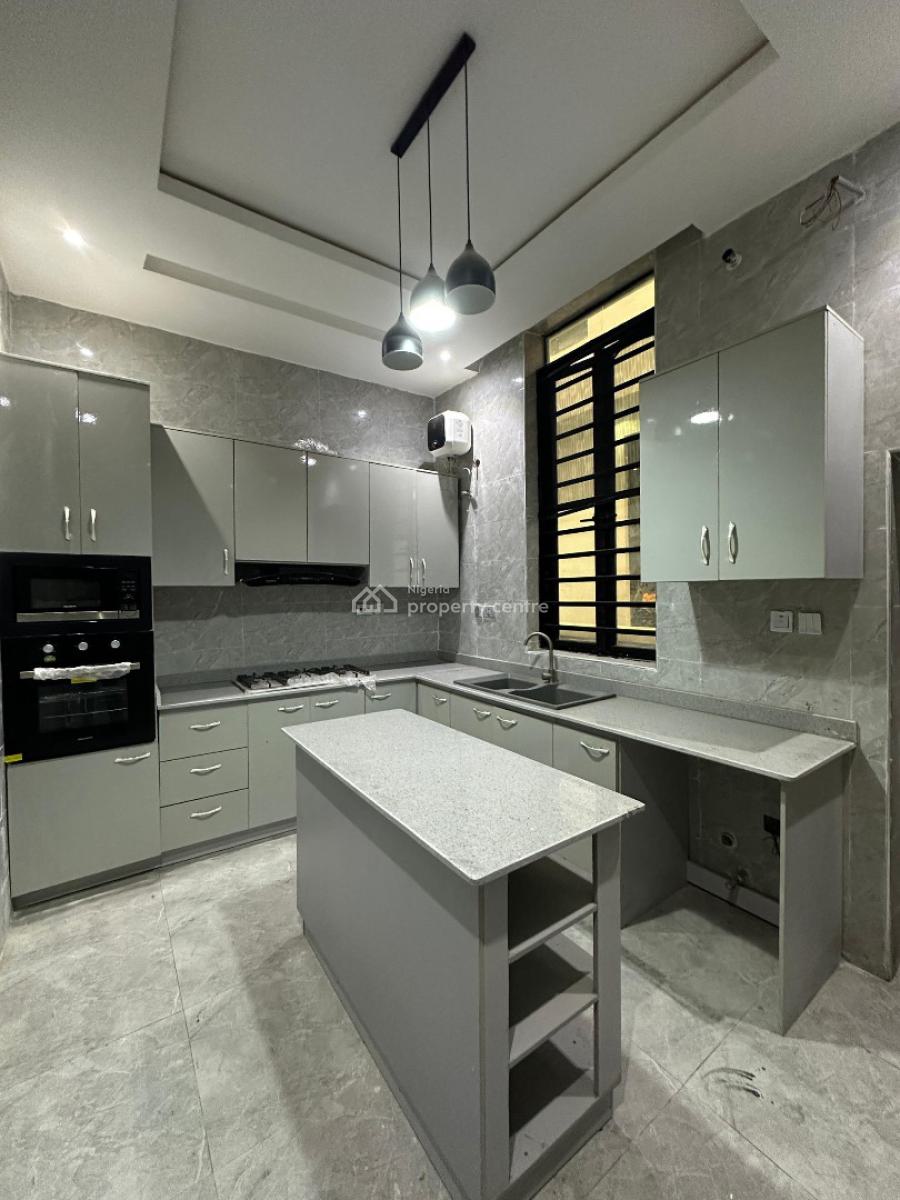 Luxury Spacious 4 Bedroom Fully Detached Duplex with Bq, Lekki Lagos, Vgc, Lekki, Lagos, Detached Duplex for Sale