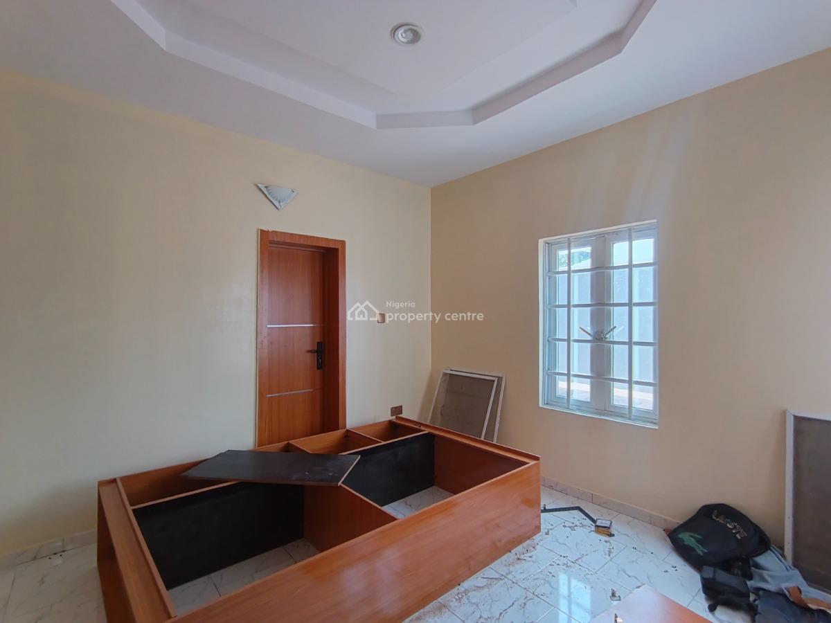 3 Bedroom Flat, Ebute, Ikorodu, Lagos, Flat / Apartment for Rent