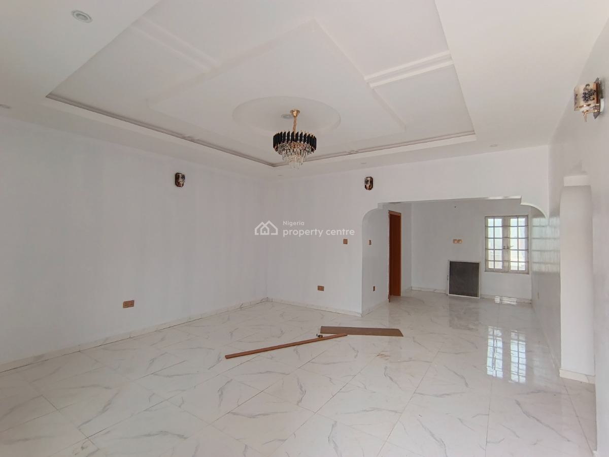 3 Bedroom Flat, Ebute, Ikorodu, Lagos, Flat / Apartment for Rent