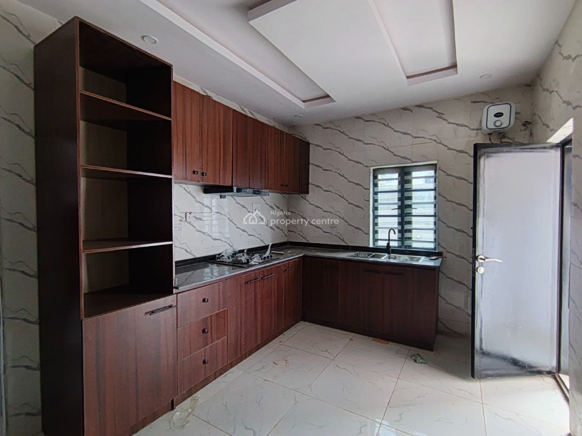 3 Bedroom Duplex, Ebute, Ikorodu, Lagos, Flat / Apartment for Rent