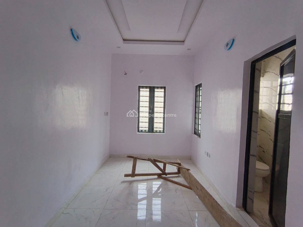 3 Bedroom Duplex, Ebute, Ikorodu, Lagos, Flat / Apartment for Rent