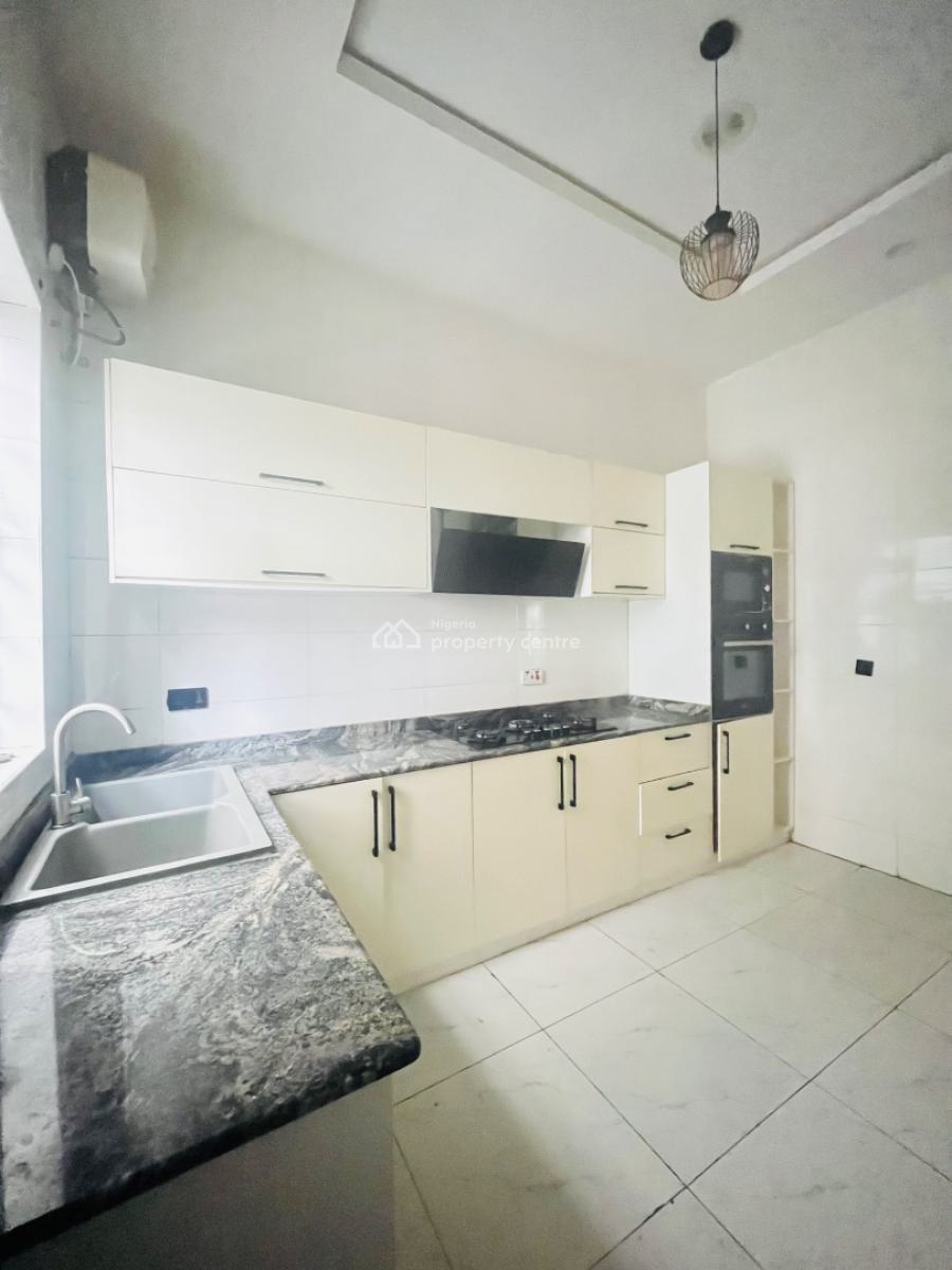 Spacious Room and Parlor with Constant Power Supply Light for N4m per, Royal Pine Gate 3 Estate Lekki Lagos, Lekki, Lagos, Mini Flat (room and Parlour) for Rent
