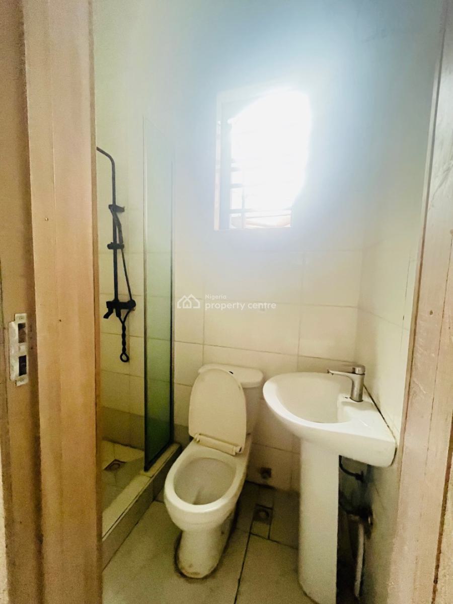 Spacious Room and Parlor with Constant Power Supply Light for N4m per, Royal Pine Gate 3 Estate Lekki Lagos, Lekki, Lagos, Mini Flat (room and Parlour) for Rent