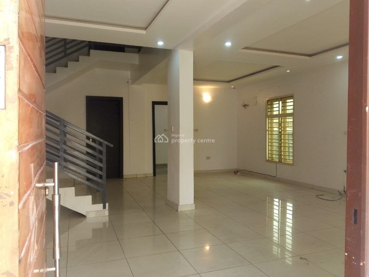 4bedroom Maisonnette with a Swimming Pool, Lekki Phase 1, Lekki, Lagos, House for Rent