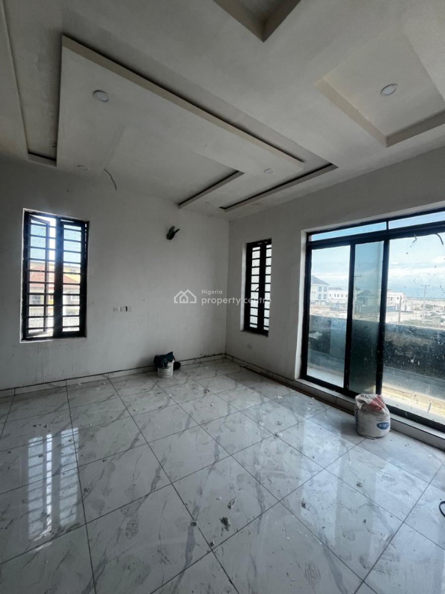 a 4 Bedroom Terrace House, Ologolo, Ologolo, Lekki, Lagos, Terraced Duplex for Sale