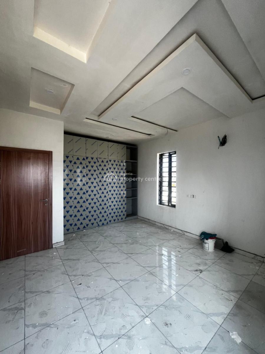 a 4 Bedroom Terrace House, Ologolo, Ologolo, Lekki, Lagos, Terraced Duplex for Sale