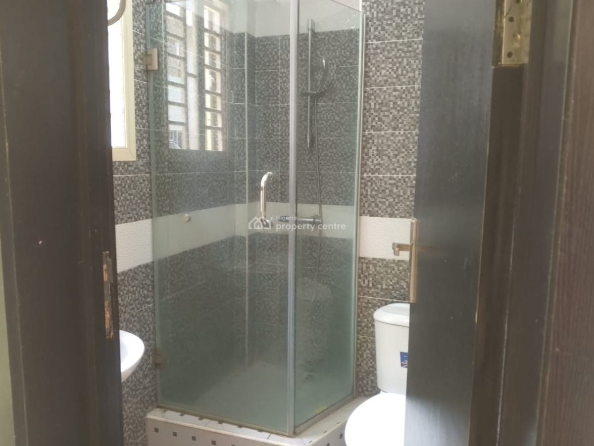 4bedroom Maisonnette with a Swimming Pool, Lekki Phase 1, Lekki, Lagos, House for Rent